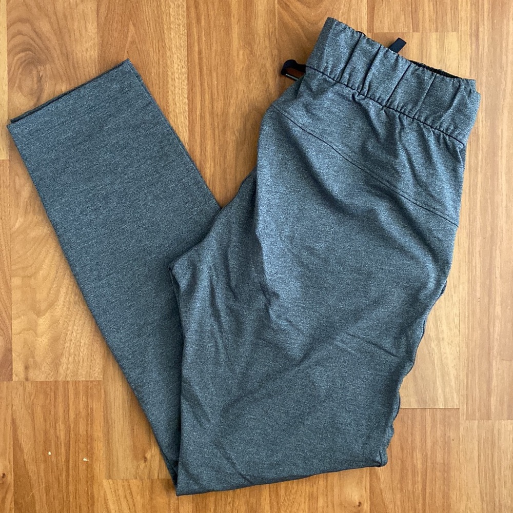 ❤️ Lululemon On The Fly Pant *28" Grey Luxtreme Size 4